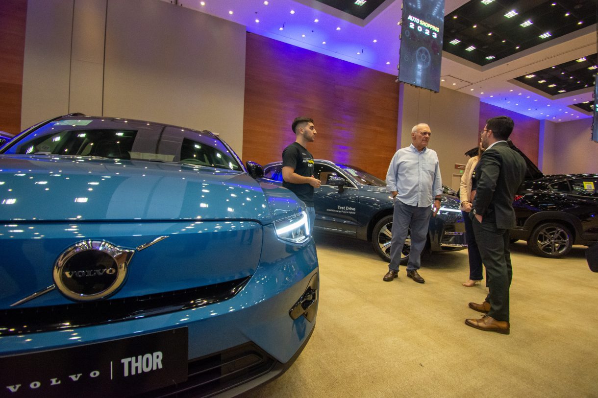Showroom de lançamentos com melhores ofertas de veículos no Autoshopping 2023